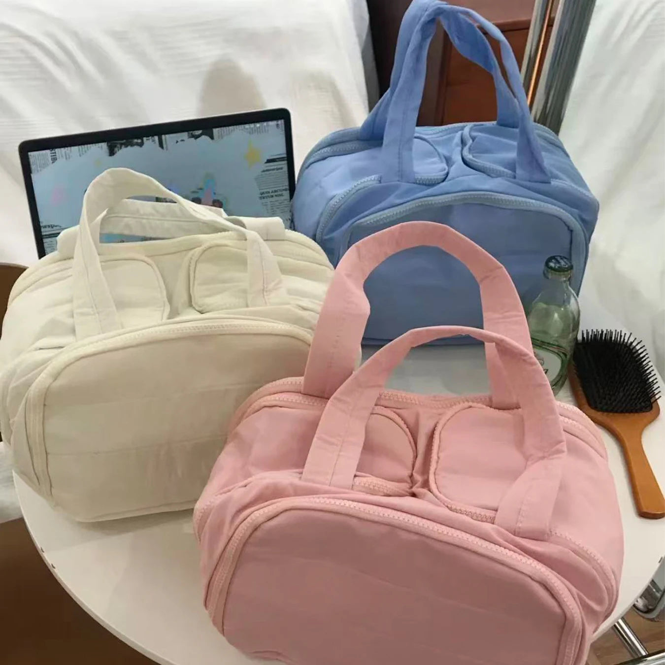 Multi-Opening Quilted Simple and Stylish Solid Color Portable Travel Toiletry and Makeup Bag, Multifunctional Large Capacity Lightweight Soft Stain-Resistant Large Opening Unisex Toiletry Bag, with Dry and Wet Separation Func