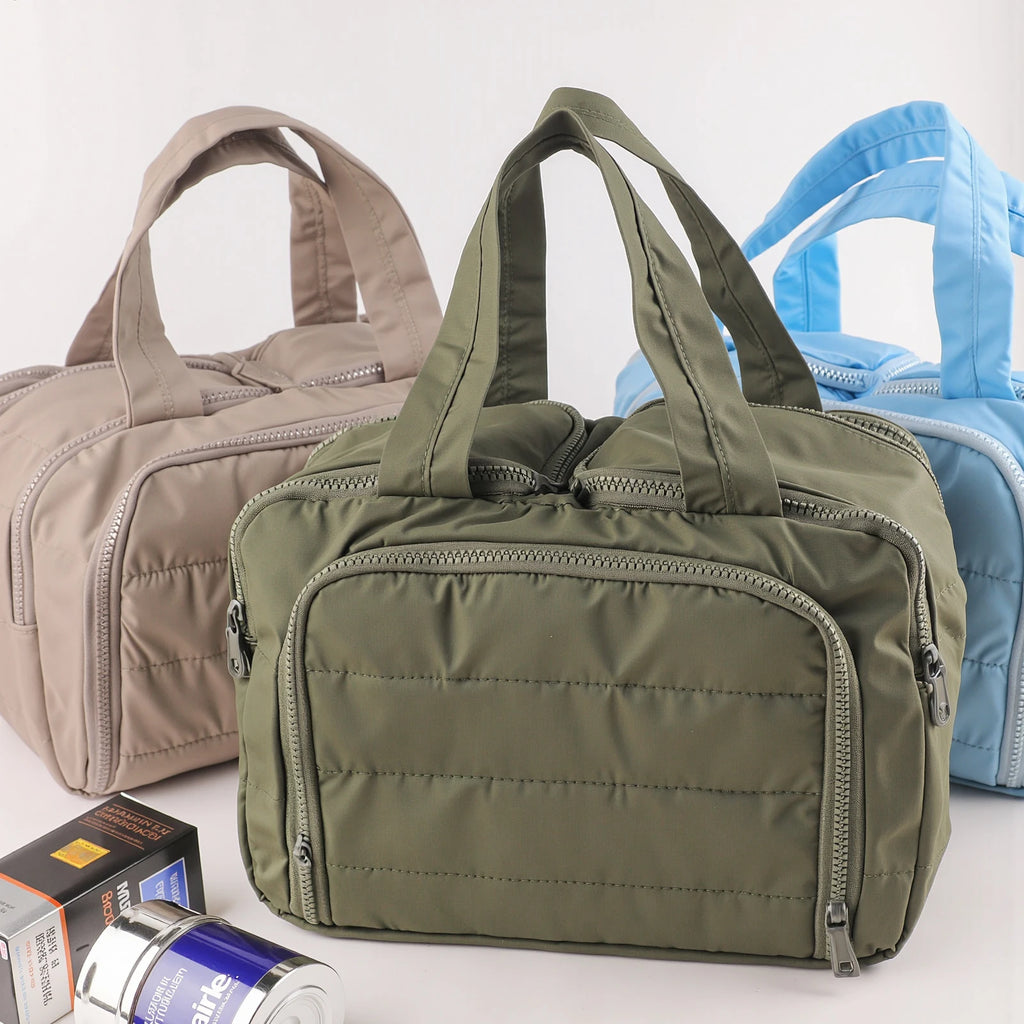 Multi-Opening Quilted Simple and Stylish Solid Color Portable Travel Toiletry and Makeup Bag, Multifunctional Large Capacity Lightweight Soft Stain-Resistant Large Opening Unisex Toiletry Bag, with Dry and Wet Separation Func