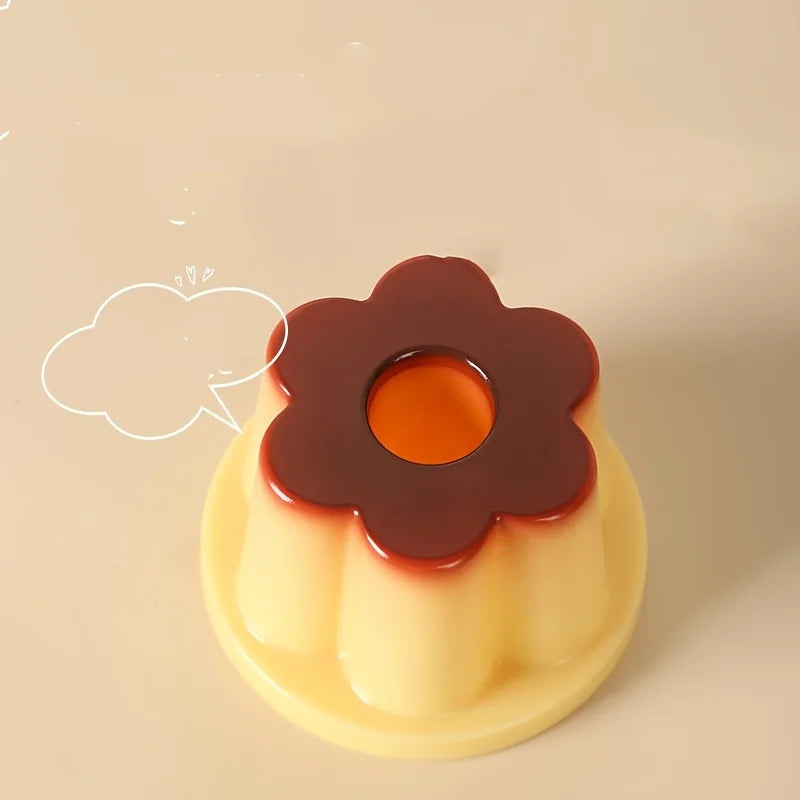 1pc Charming Pudding-Shaped Pen Holder - Best Gift, Adorable Office Desk Accessory