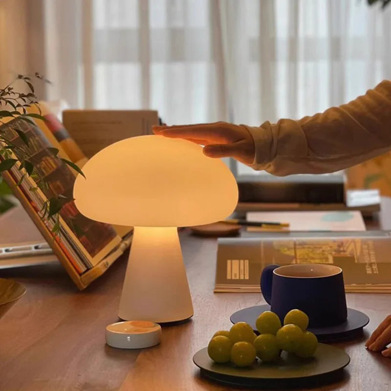 Classic Mushroom Table Lamp Modern Bauhaus Art Table Lamp Bedroom Bedside Lamp Danish Designer Orange Decorative Table Lamp