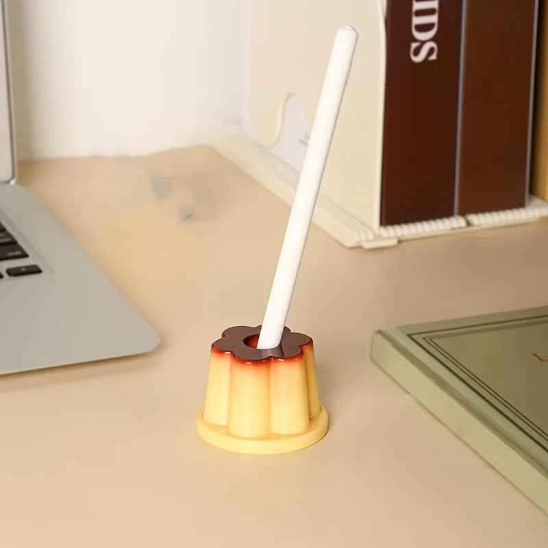 1pc Charming Pudding-Shaped Pen Holder - Best Gift, Adorable Office Desk Accessory