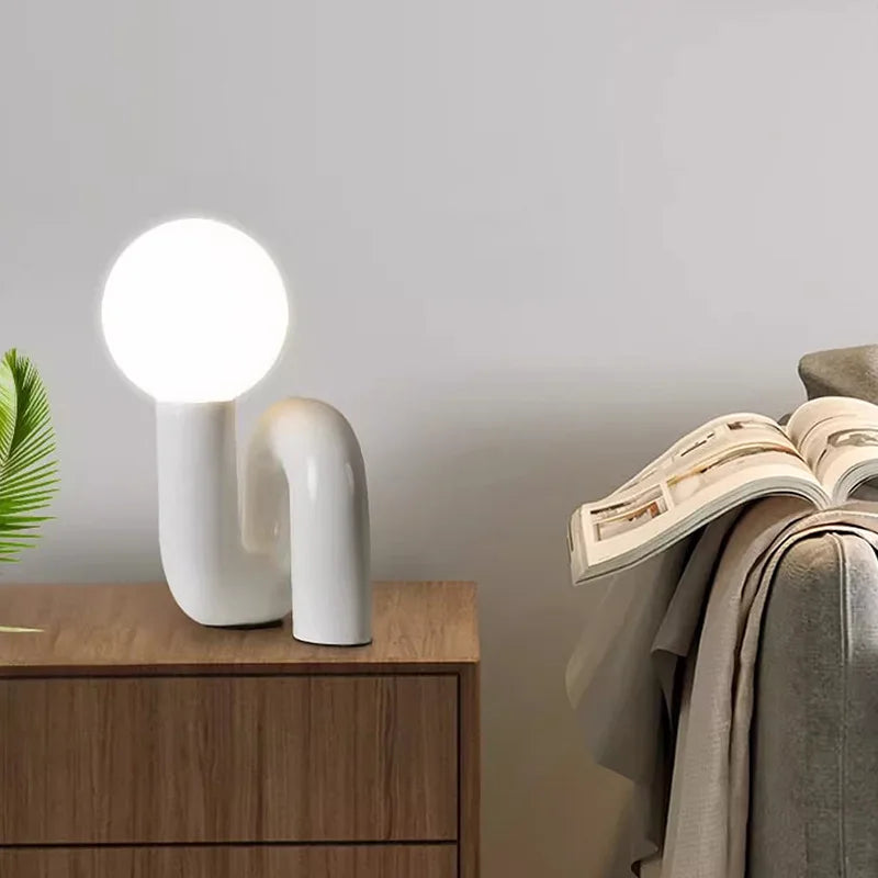 Modern glass spherical table lamp hotel children's room bedroom living room minimalist art model room decoration table lamp