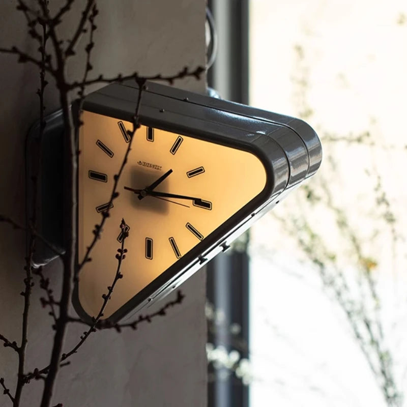 Living Room Minimalism Clocks Two-sided Wall Clocks Triangle Modern Clock Mechanism Silent Design Clock Watch for Decoration