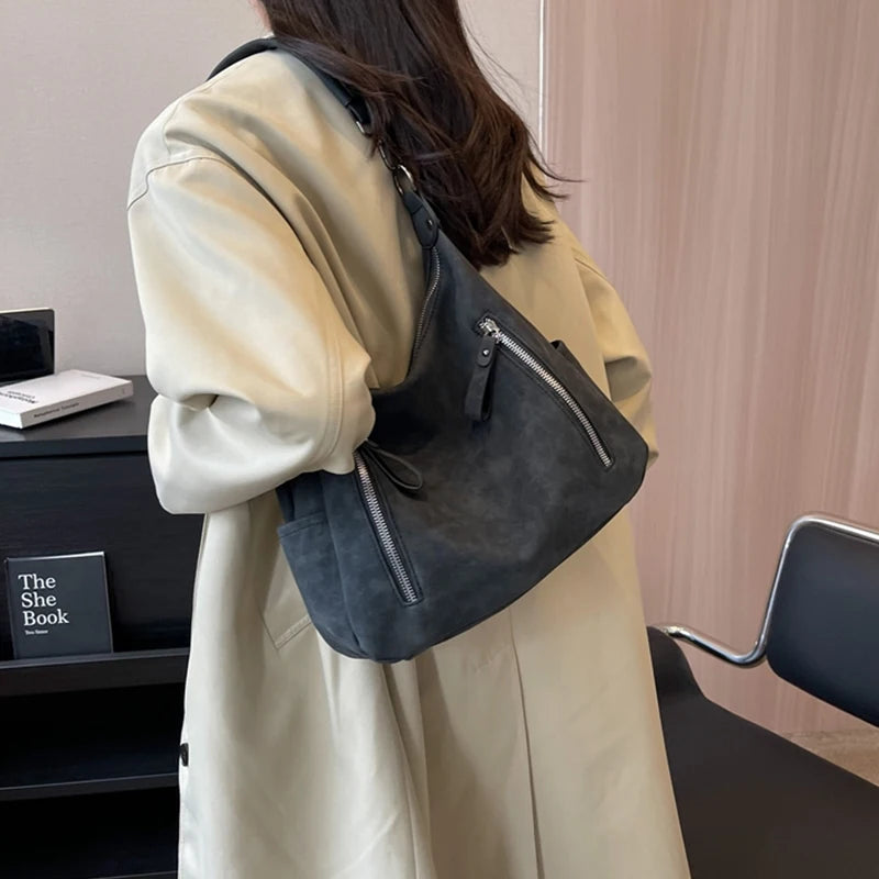 Women Crossbody Bag Luxury Designer Oblique Cross Single Shoulder Bag Large Capacity Handbags Retro Matte PU Leather Hobos