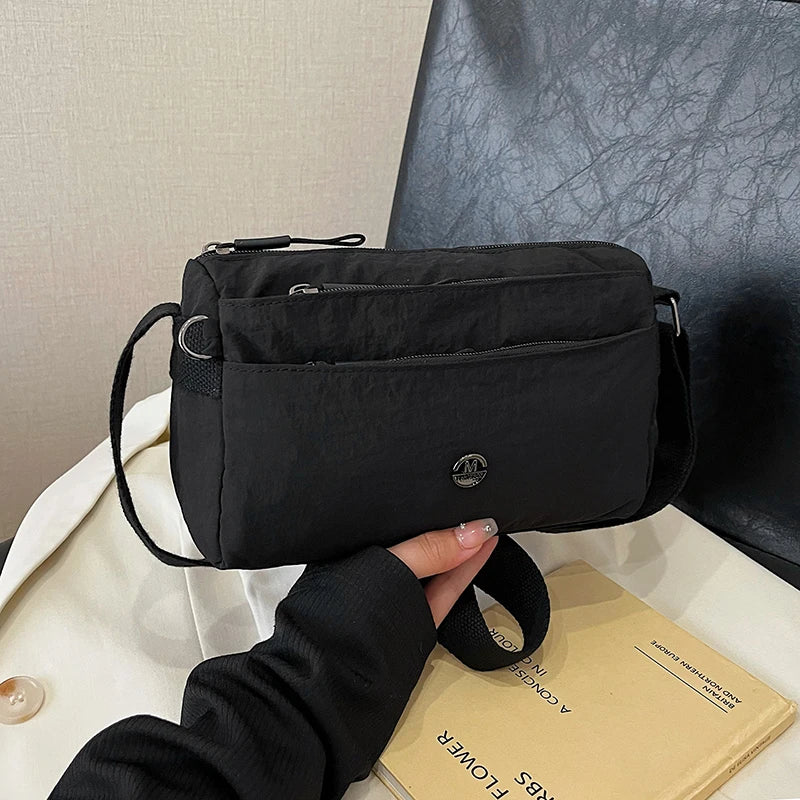 Crossbody bag for ladies - new trendy canvas shoulder bag that is versatile and fashionable, lightweight and spacious, featuring