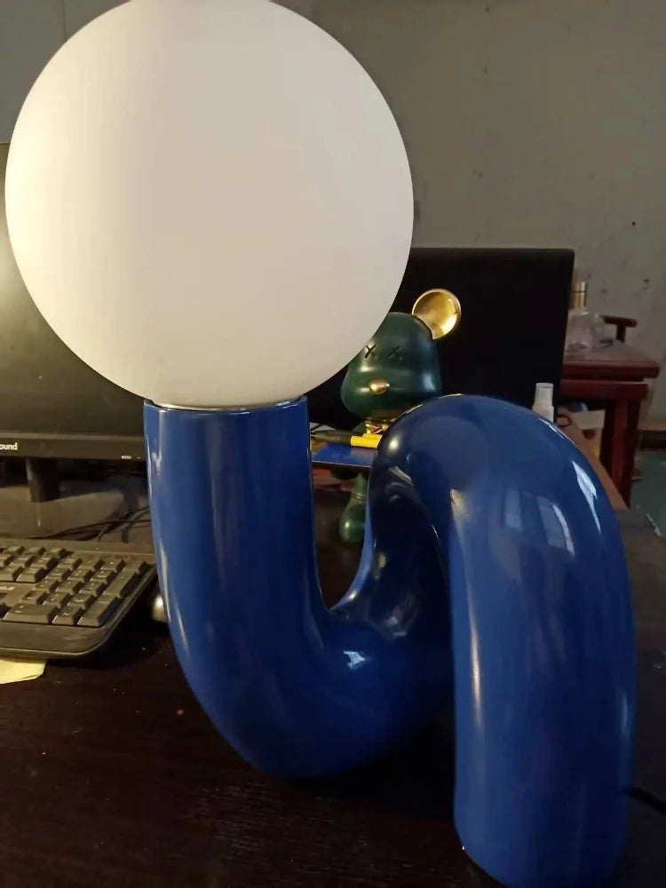 Modern glass spherical table lamp hotel children's room bedroom living room minimalist art model room decoration table lamp