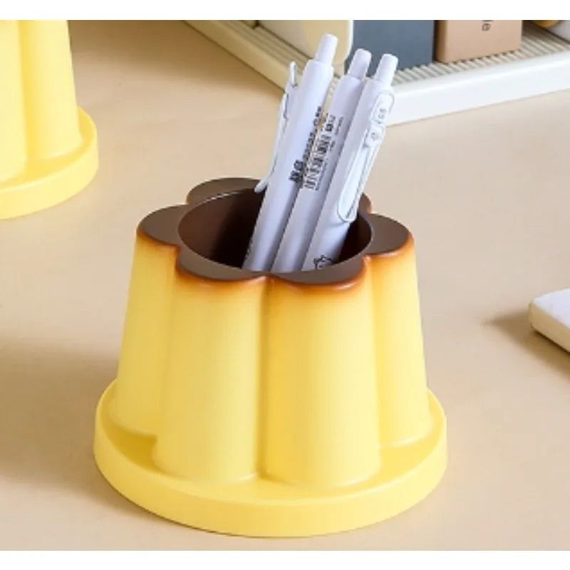 1pc Charming Pudding-Shaped Pen Holder - Best Gift, Adorable Office Desk Accessory